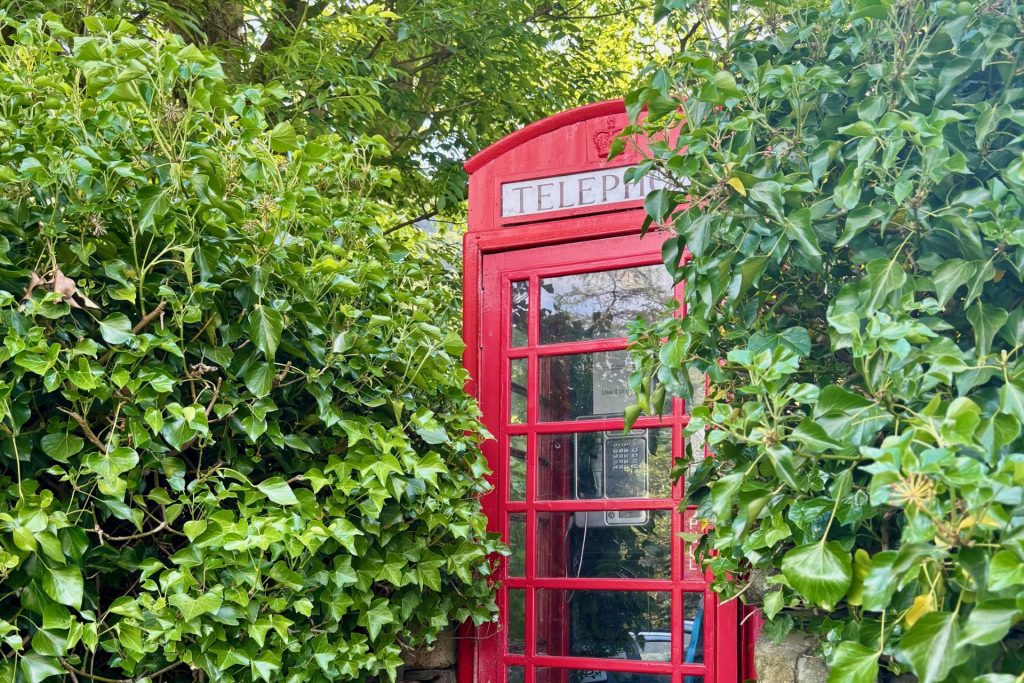 A red phone box in Stonethwaite